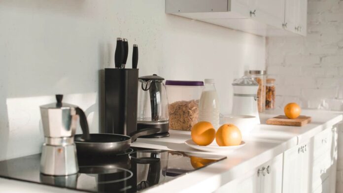 esse-habito-simples-salvou-a-rotina-daqueles-que-cozinham-em-casa!
