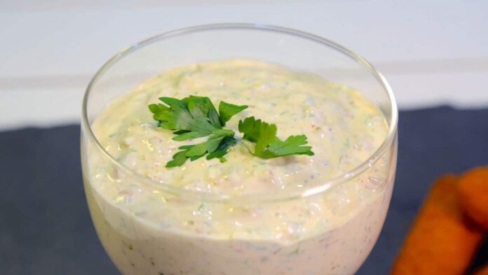 receita-classica-de-molho-tartaro-para-dar-sabor-de-peixe-e-peixe-frito