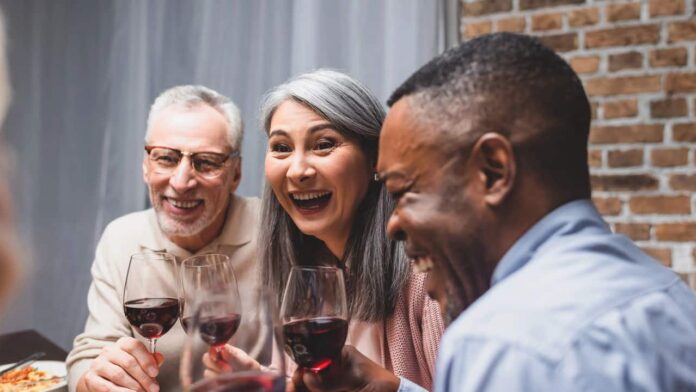 fortalecer-amizades-e-vire-sua-vida-com-este-poderoso-canto-de-sua-casa