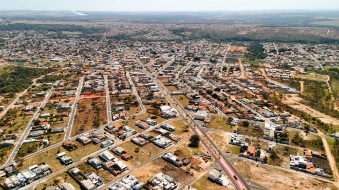 cidade-mais-quente-e-relaxante-no-brasil-que-conquista-turistas-o-ano-todo