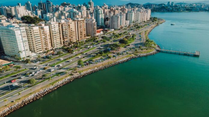 aposentados-consideram-o-litoral-de-sc-um-bom-lugar-para-curtir-a-vida