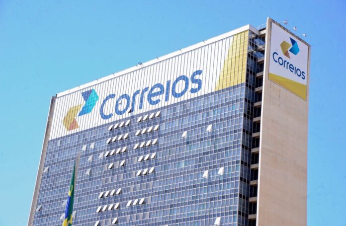 justica-determina-que-correios-mantenham-80%-dos-funcionarios-ativos-durante-a-greve