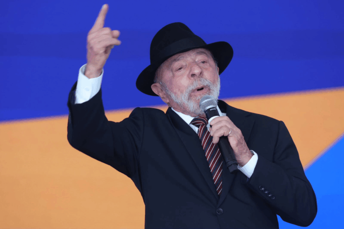 apos-criticar-neymar-por-“home-office”,-lula-inaugura-trabalhos-remotos-direto-de-brasilia