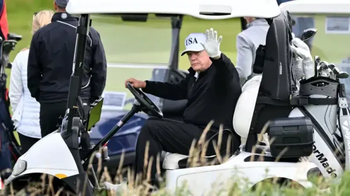 homem-armado-e-preso-apos-fingir-ser-agente-de-seguranca-em-campo-de-golfe-de-trump
