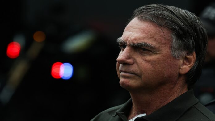 bolsonaro-pede-autorizacao-a-moraes-para-consulta-odontologica-com-a-nora
