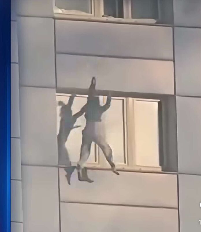 mulher-salta-de-janela-para-escapar-de-incendio-em-predio-de-21-andares-em-berlim;-veja-video