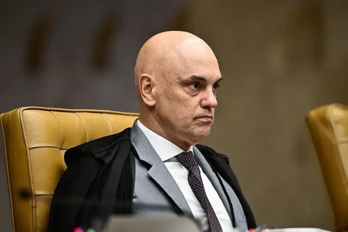 moraes-alerta-candidatos-e-diz-que-uso-de-ia-e-redes-sociais-pode-ameacar-eleicoes;-veja-video
